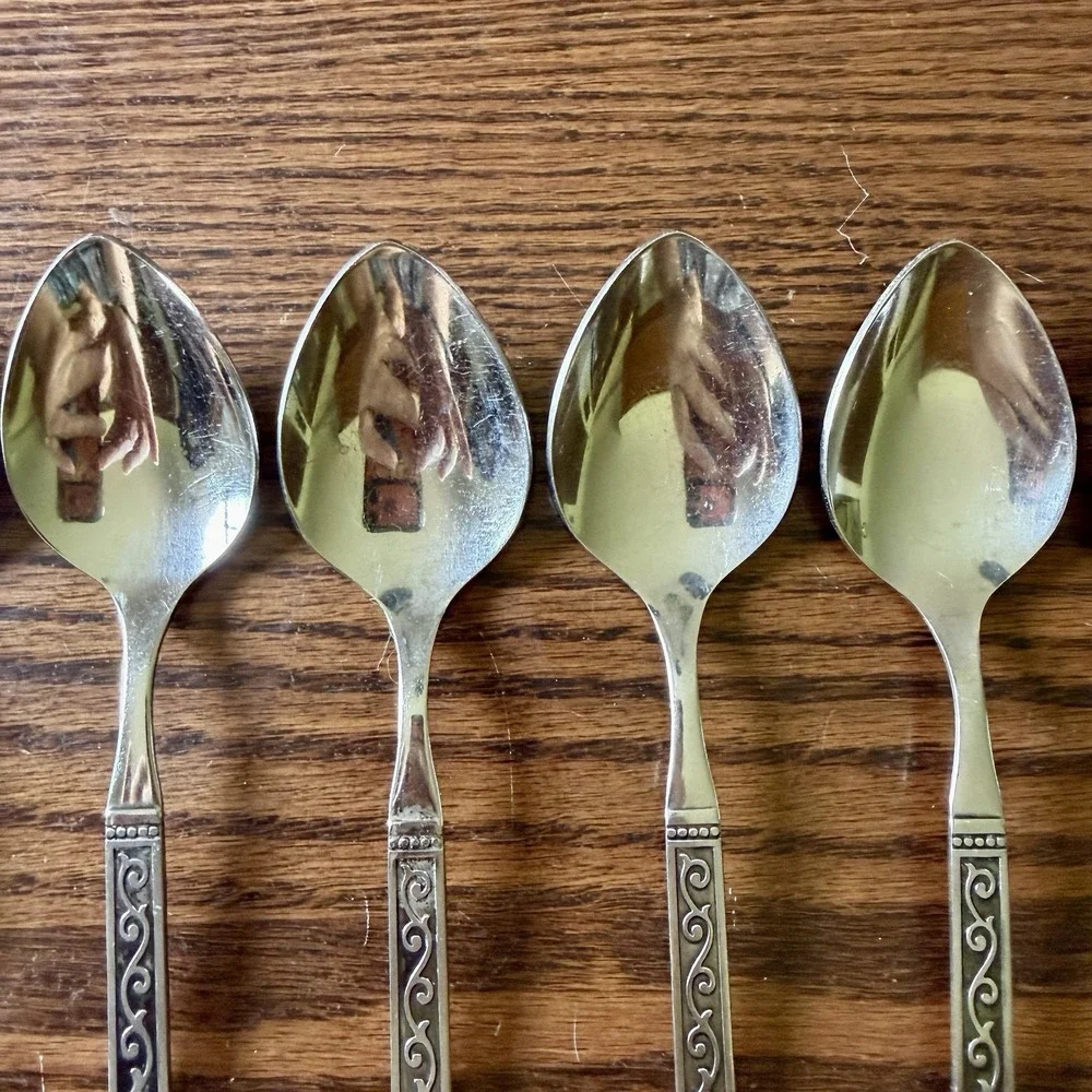 Vintage Oneida Stainless Spanish Court Oval Soup Spoons Flatware Set Of 6